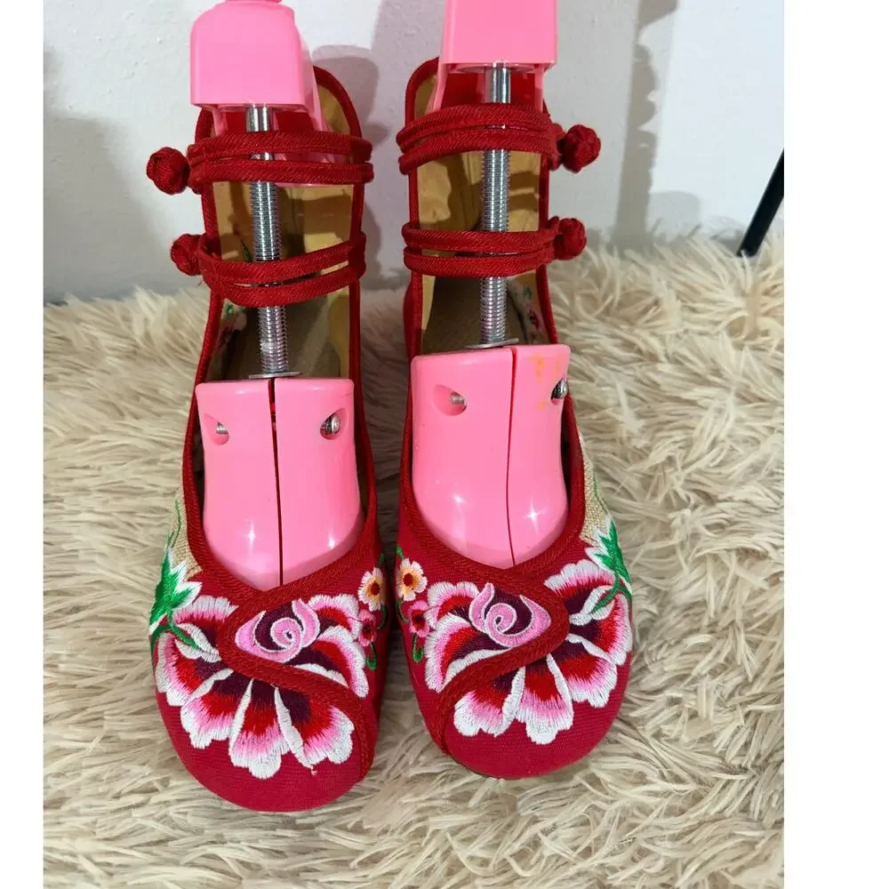 Vintage Chinese Embroidered Floral Mary Jane Flats Red Canvas Linen EU 40 US 8